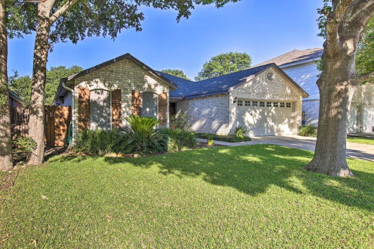 Вилла Peaceful San Antonio Oasis With Private Pool And Grill Экстерьер фото